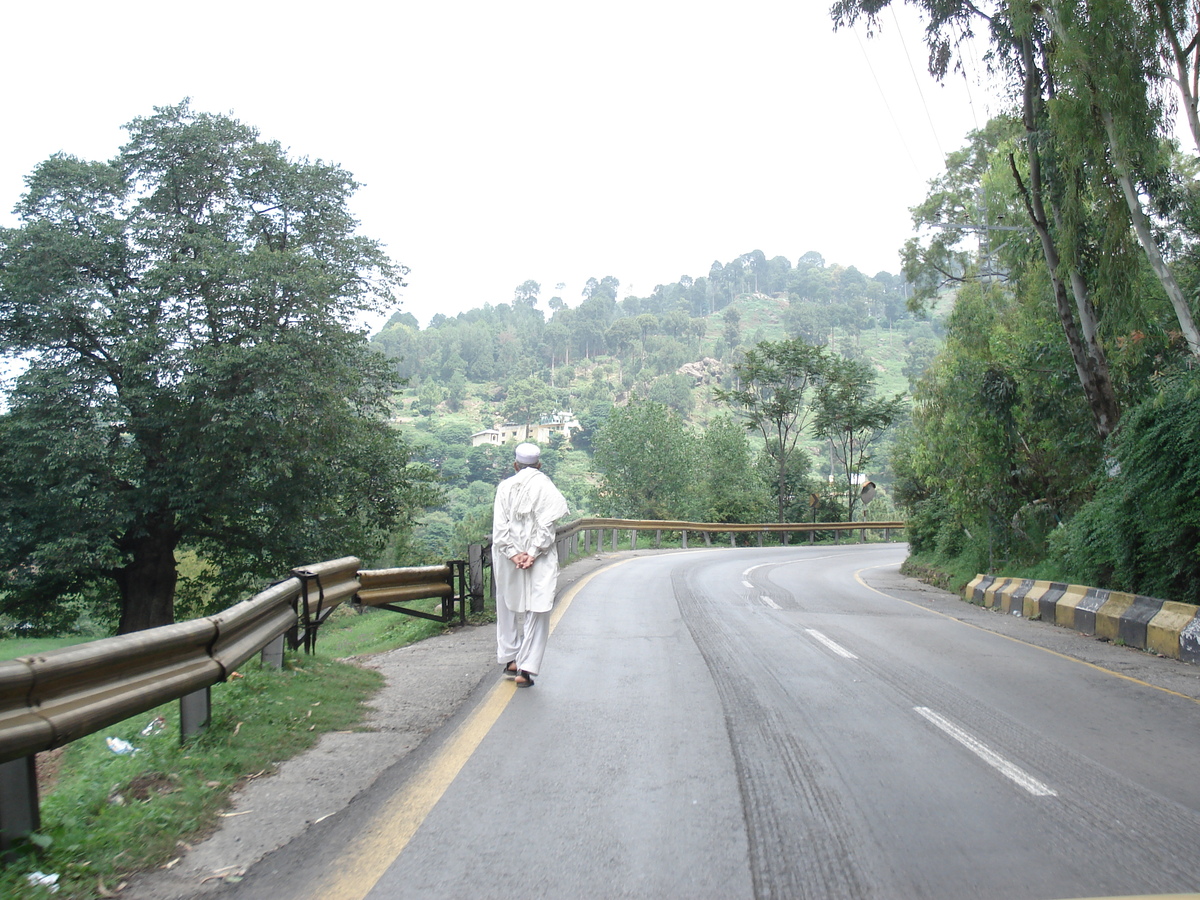 รูปถ่าย ปากีสถาน(Pakistan) ถนนจากอิสลามาบัดไปมัรรี(Islamabad to Murree road) 2006-08 129