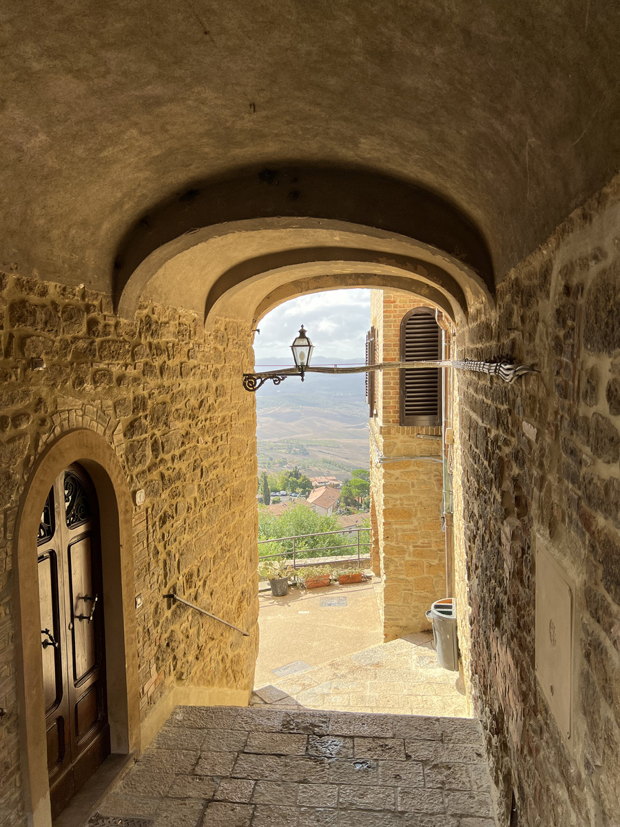 รูปถ่าย อิตาลี(Italy) วอลแตร์รา(Volterra) 2021-09 195
