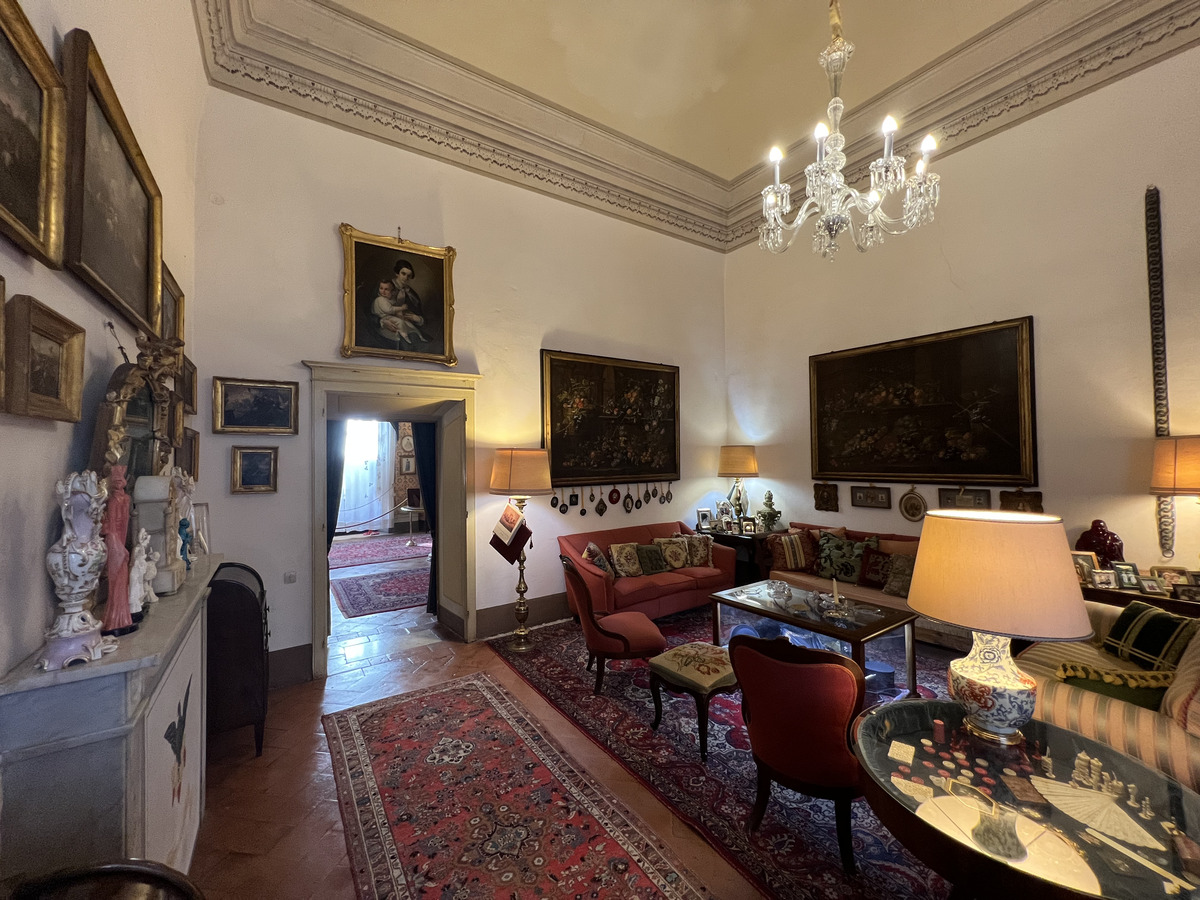 รูปถ่าย อิตาลี(Italy) วอลแตร์รา(Volterra) วังวีตี(Palazzo Viti) 2021-09 65