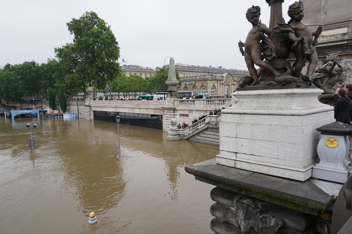 รูปถ่าย ฝรั่งเศส(France) ปารีส(Paris) แม่น้ำแซน(Seine river) 2016-06 77