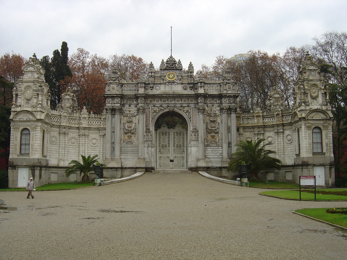รูปถ่าย ตุรกี(Turkey) อิสตันบูล(Istanbul) พระราชวังโดลมาบาห์เช(Dolmabahce Palace) 2004-12 114