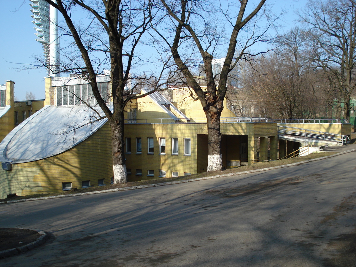 รูปถ่าย ยูเครน(Ukraine) เคียฟ(Kiev) สปอร์เตียฟน่า(Sportyvna) 2007-03 0