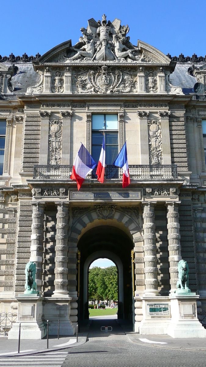 รูปถ่าย ฝรั่งเศส(France) ปารีส(Paris) ลูฟว์(Louvre) ด้านหน้าพระราชวังลูฟวร์ริมแม่น้ำ(Riverside facade of Louvre) 2007-07 63