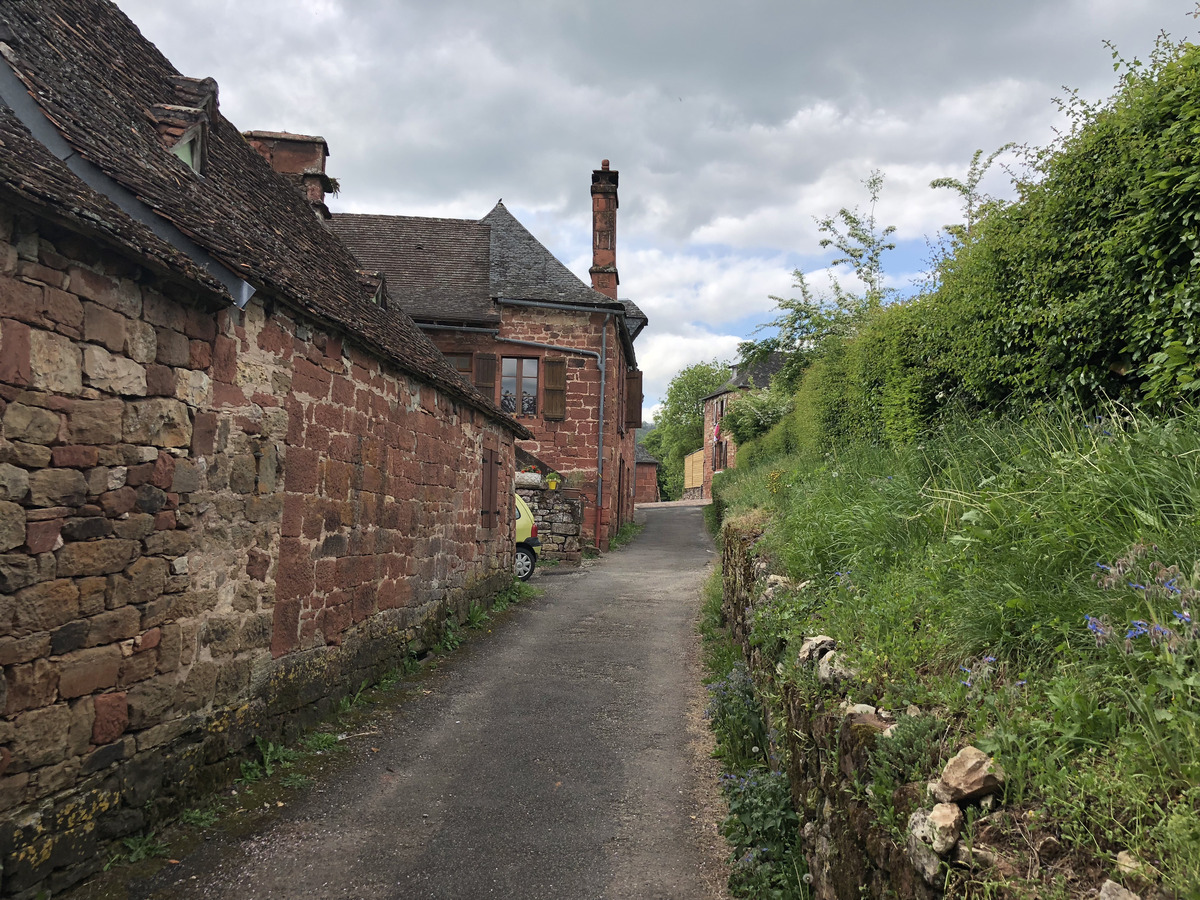 รูปถ่าย ฝรั่งเศส(France) กอลงฌ์-ลา-รูฌ(Collonges la Rouge) 2018-04 6