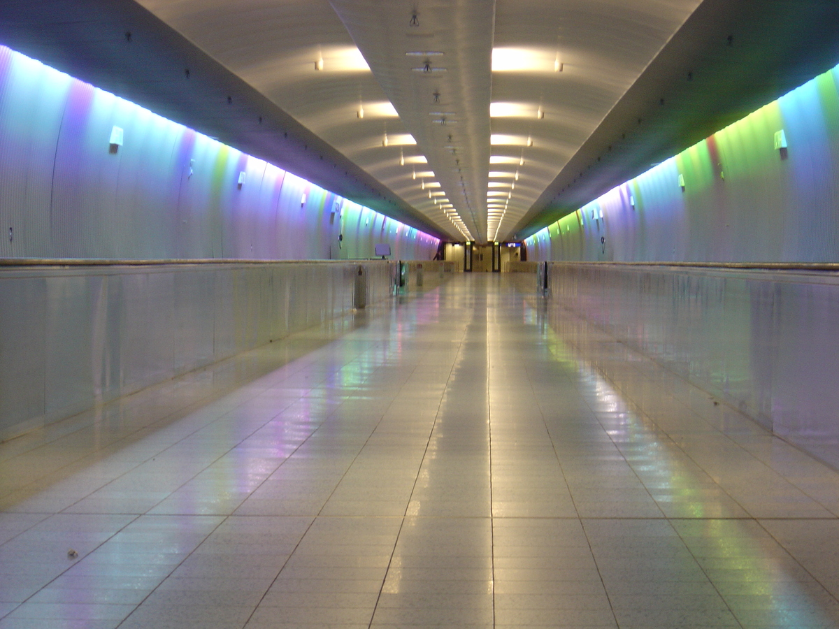 รูปถ่าย เยอรมนี(Germany) ท่าอากาศยานแฟรงก์เฟิร์ต(Frankfurt airport) 2004-02 0