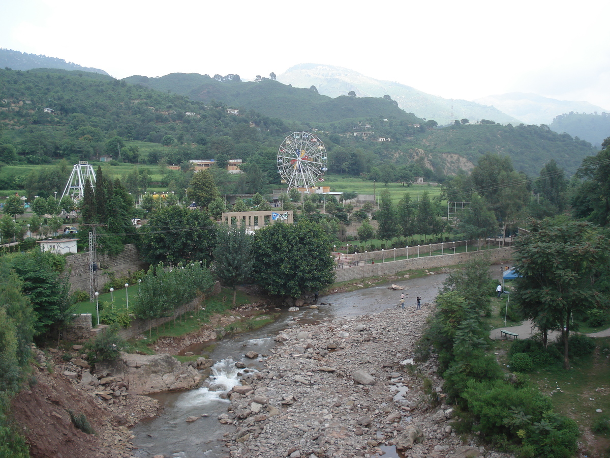 รูปถ่าย ปากีสถาน(Pakistan) ถนนจากอิสลามาบัดไปมัรรี(Islamabad to Murree road) 2006-08 62