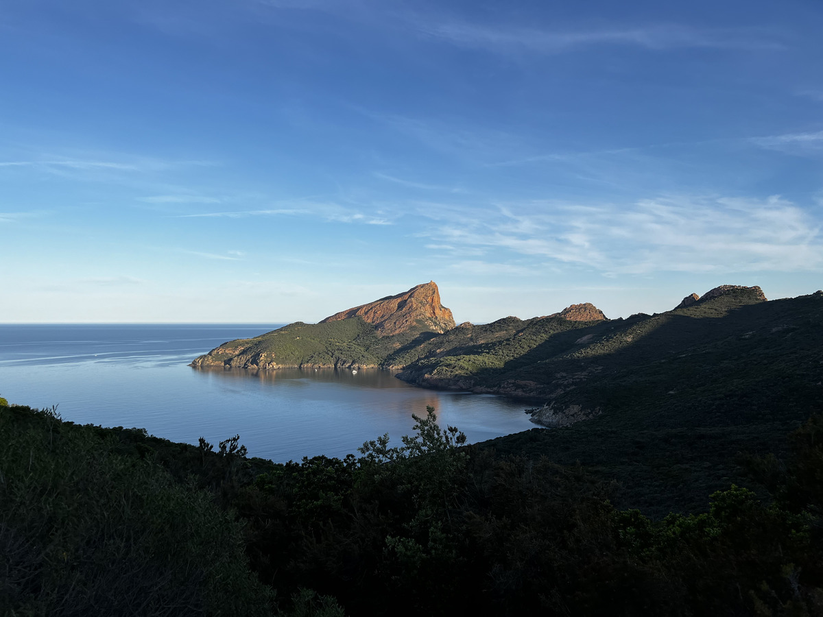 รูปถ่าย ฝรั่งเศส(France) คอร์สิคา(Corsica) แหลมกาโปรอสโซ(Capo Rosso) 2023-05 25