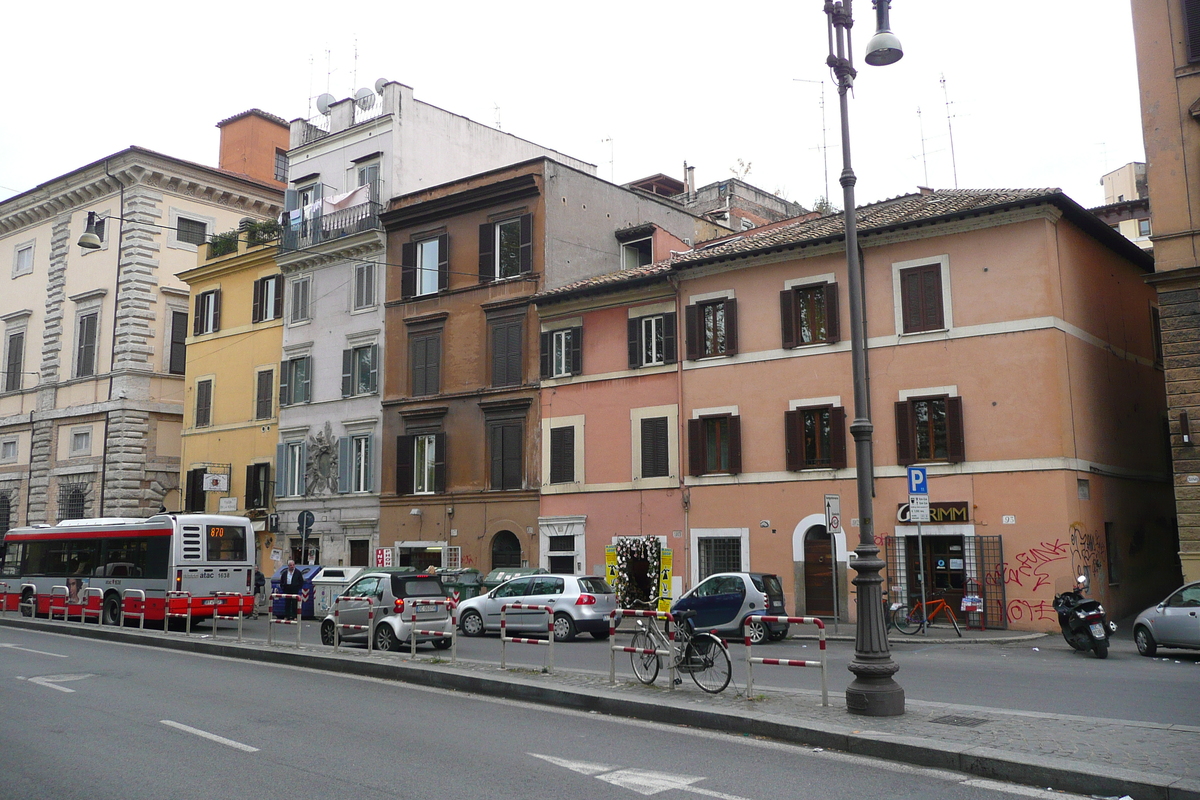 รูปถ่าย อิตาลี(Italy) โรม(Rome) ถนนริมน้ำจานีโกเลนเซ(Lungotevere Gianicolense) 2007-11 37