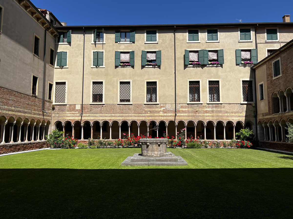 รูปถ่าย อิตาลี(Italy) เวโรเน่(Verona) 2022-05 219