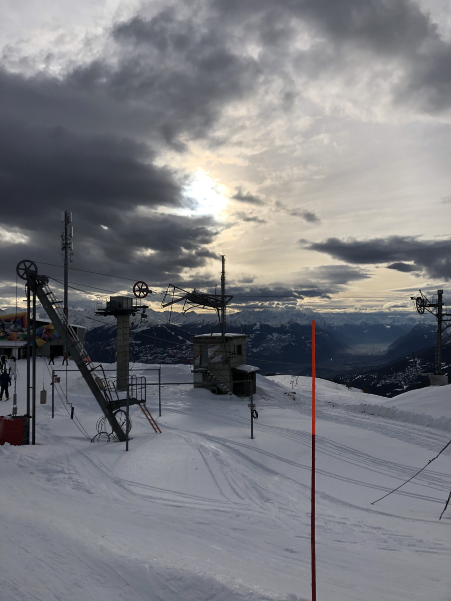 รูปถ่าย สวิสเซอร์แลนด์(Switzerland) ครองส์-มงตานา(Crans Montana) 2020-12 509