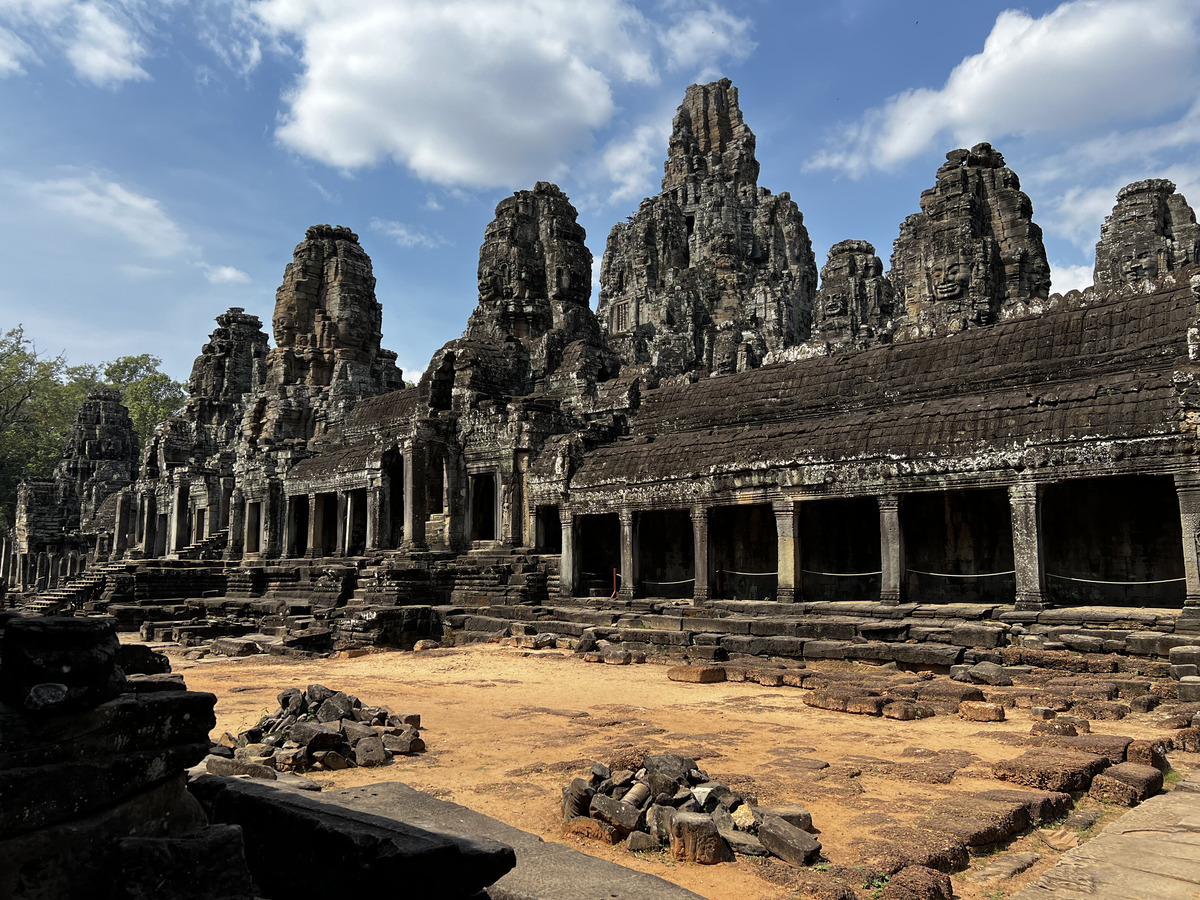 รูปถ่าย กัมพูชา(Cambodia) เสียมราฐ(Siem Reap) ปราสาทบายน(Bayon) 2023-01 26