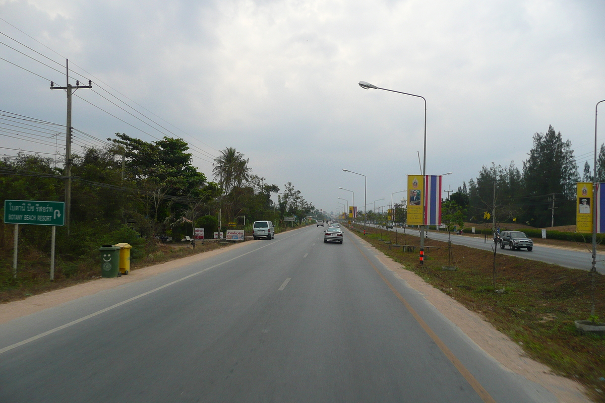 รูปถ่าย ไทย(Thailand) ชลบุรี(Chonburi) ถนนสุขุมวิท(Sukhumvit road) 2008-01 67