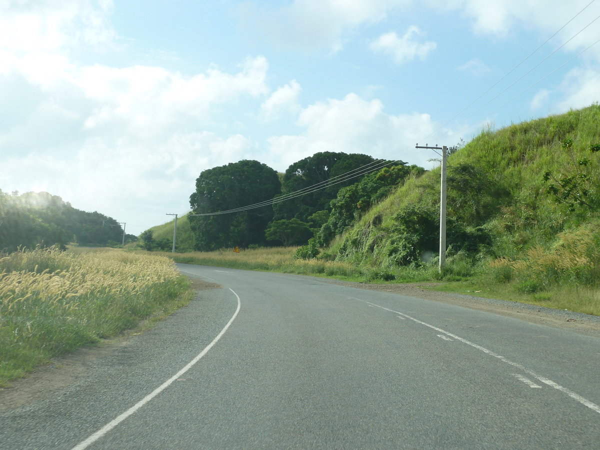 รูปถ่าย ฟิจิ(Fiji) ถนนจากนาดีไปนาตาโดลา(Nadi to Natadola road) 2010-05 51