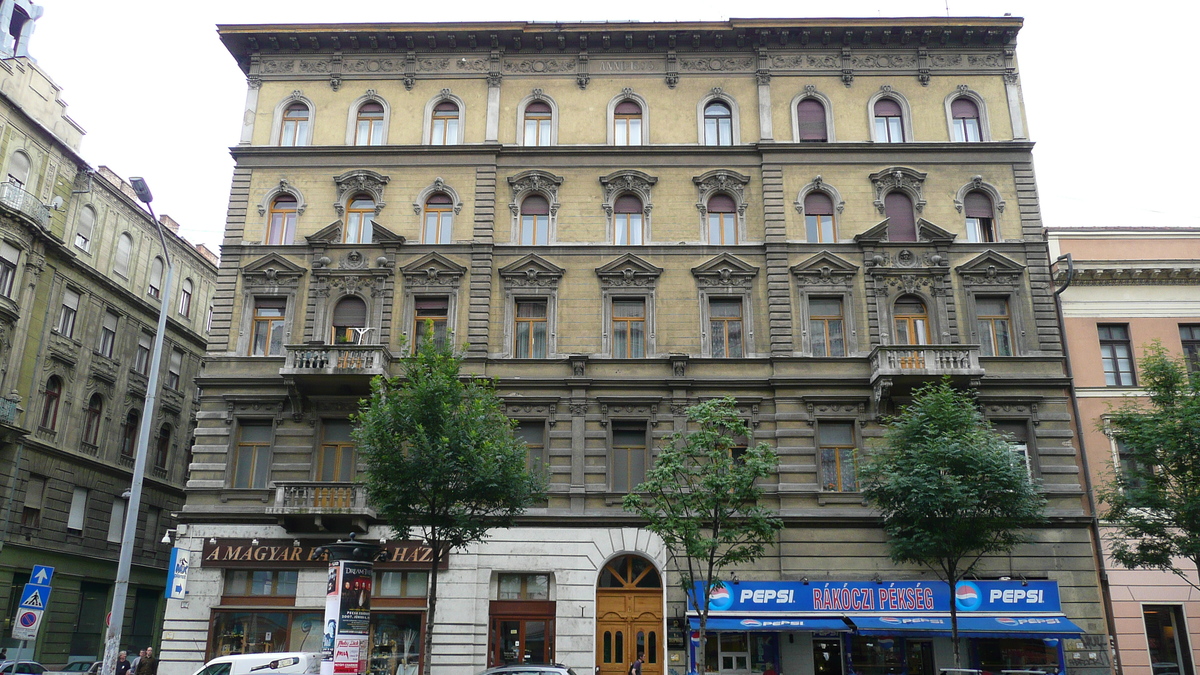 รูปถ่าย ฮังการี(Hungary) บูดาเปสต์(Budapest) ใจกลางบูดาเปสต์(Central Budapest) 2007-06 79