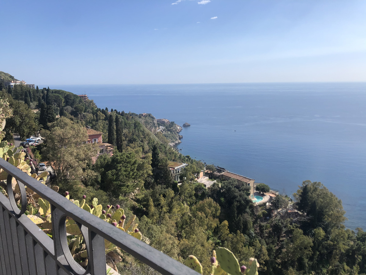รูปถ่าย อิตาลี(Italy) ซิซิลี(Sicily) ตาออร์มีนา(Taormina) 2020-02 16