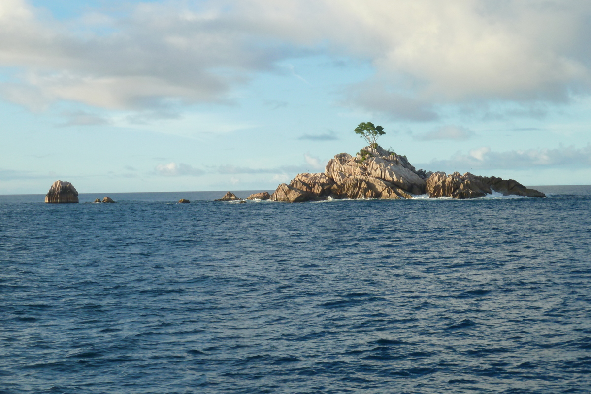 รูปถ่าย เซเชลส์(Seychelles) เกาะปราลิน(Praslin) 2011-10 129