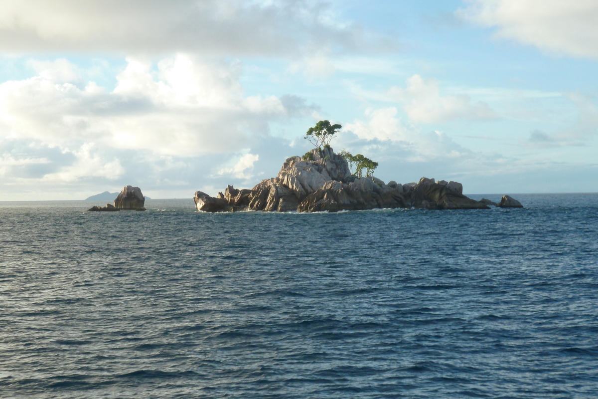 รูปถ่าย เซเชลส์(Seychelles) เกาะปราลิน(Praslin) 2011-10 144