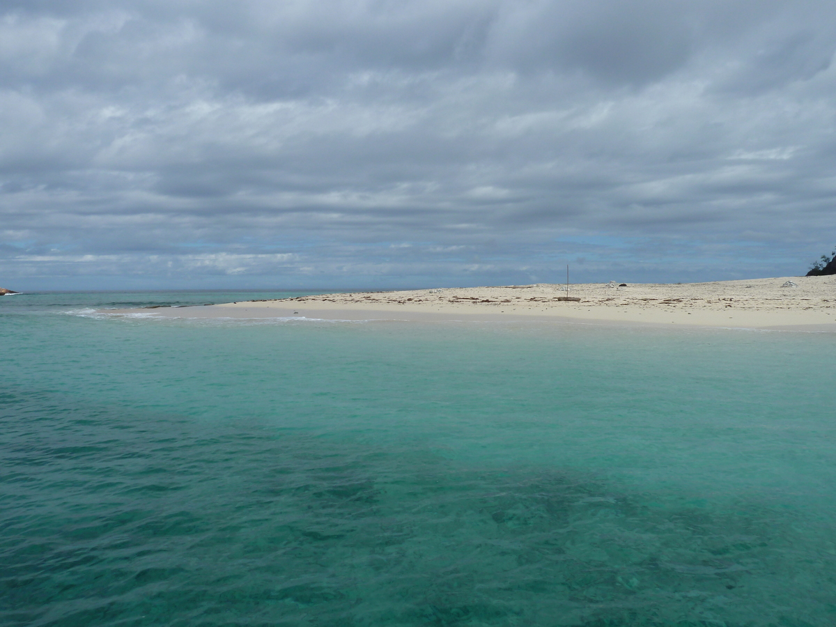 รูปถ่าย ฟิจิ(Fiji) จากเกาะอามูนูกาไปเกาะแคสต์อะเวย์(Amunuca Island to Castaway Island) 2010-05 100
