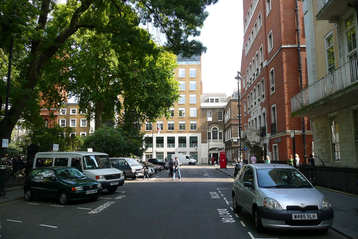 รูปถ่าย อังกฤษ(United Kingdom) ลอนดอน(London) จัตุรัสโซโห(Soho Square) 2007-09 51