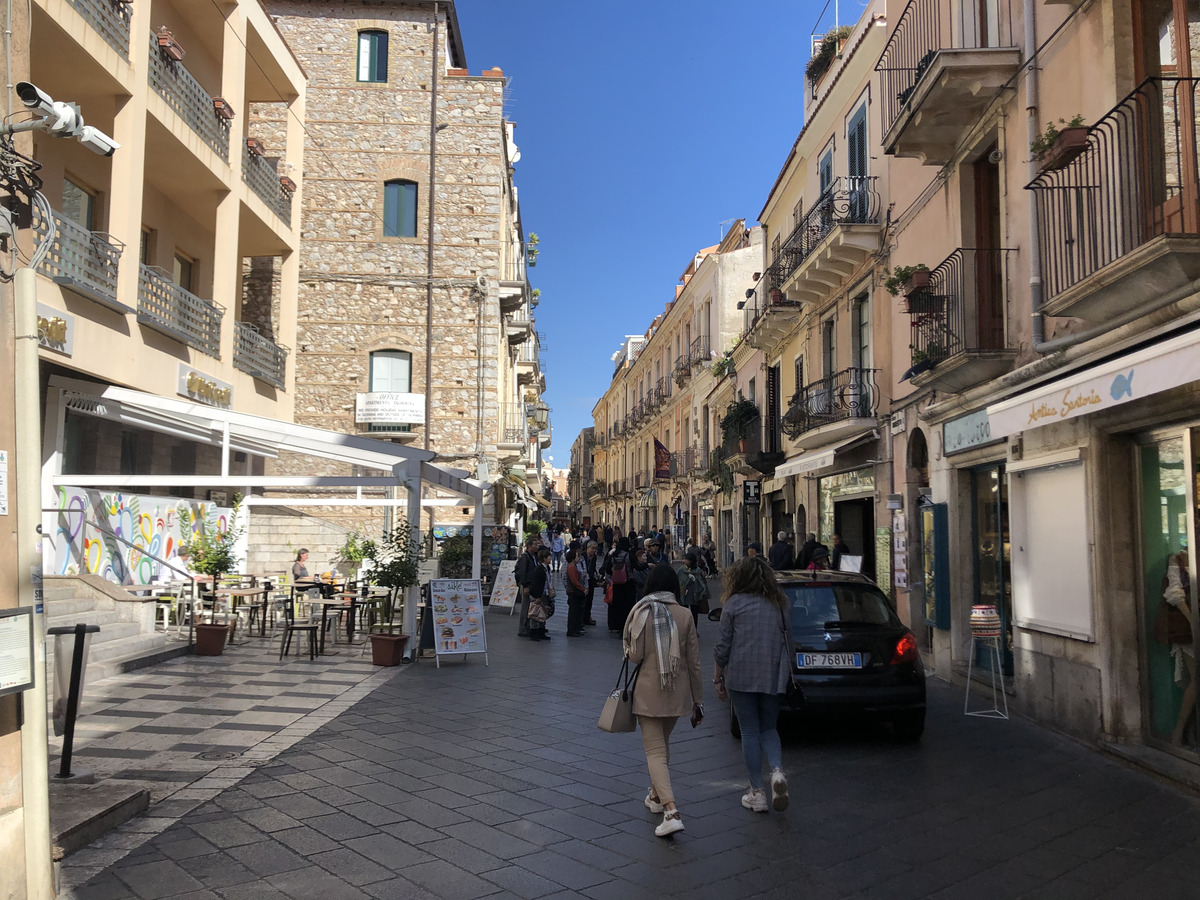 รูปถ่าย อิตาลี(Italy) ซิซิลี(Sicily) ตาออร์มีนา(Taormina) 2020-02 14