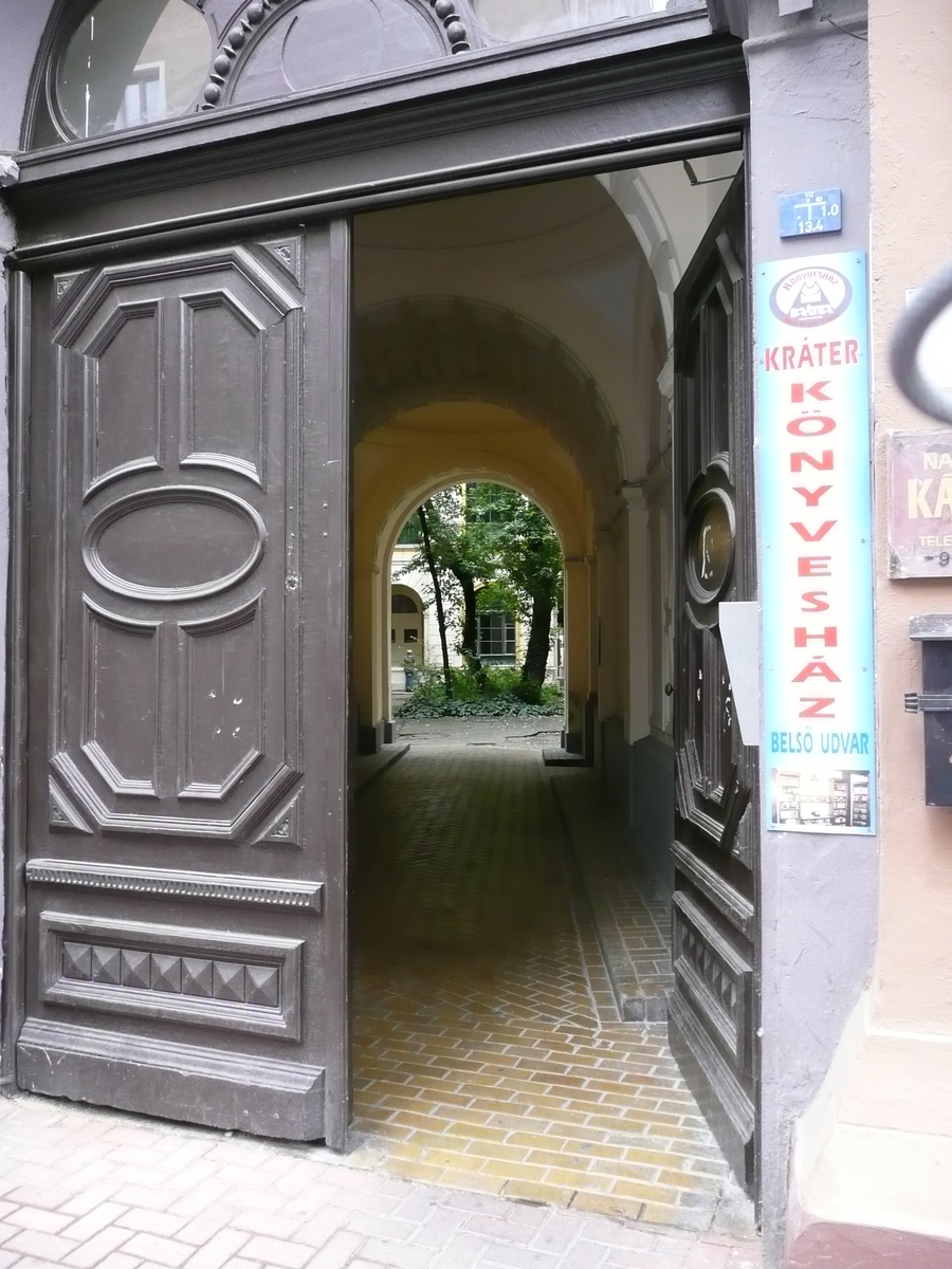 รูปถ่าย ฮังการี(Hungary) บูดาเปสต์(Budapest) ใจกลางบูดาเปสต์(Central Budapest) 2007-06 70