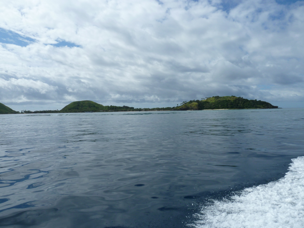 รูปถ่าย ฟิจิ(Fiji) จากเกาะอามูนูกาไปเกาะแคสต์อะเวย์(Amunuca Island to Castaway Island) 2010-05 104