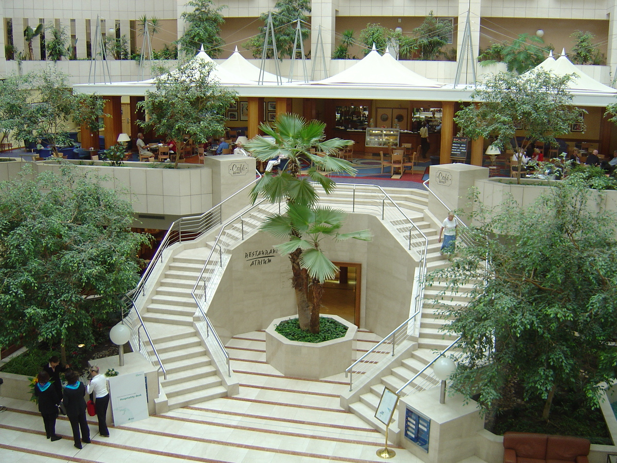 รูปถ่าย สาธารณรัฐเช็ก(Czech Republic) ปราก(Prague) โรงแรมฮิลตัน(Hilton Hotel) 2004-06 23