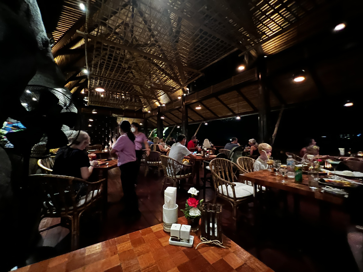 รูปถ่าย ไทย(Thailand) ภูเก็ต(Phuket) หาดกะรน(Karon Beach) ร้านอาหารออนเดอะร็อก(On the rock Restaurant) 2021-12 39