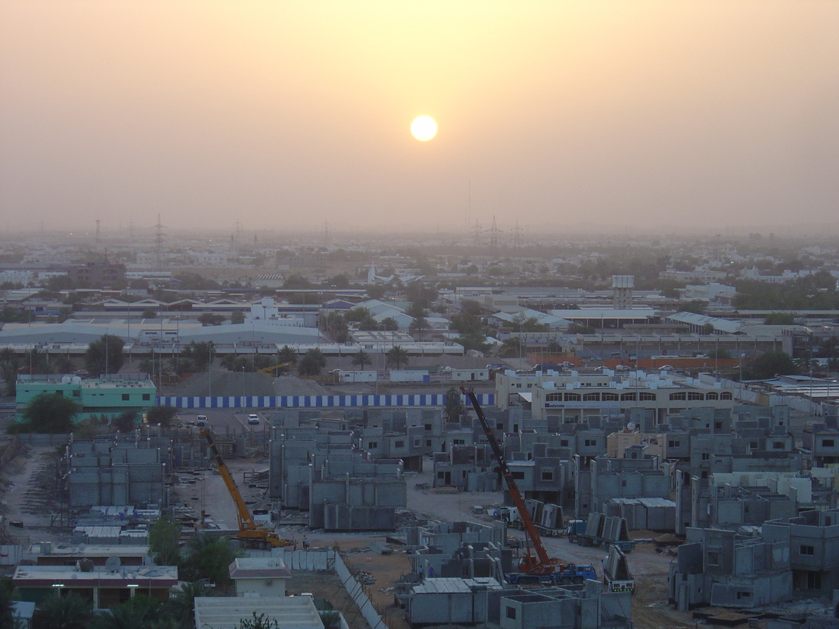 รูปถ่าย สหรัฐอาหรับเอมิเรตส์(United Arab Emirates) อาเลอิน(Al Ain) 2005-03 0