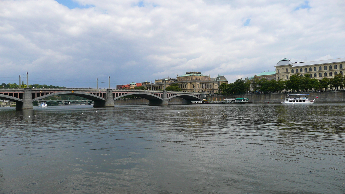 รูปถ่าย สาธารณรัฐเช็ก(Czech Republic) ปราก(Prague) แม่น้ำวัลตาวา(Vltava river) 2007-07 31