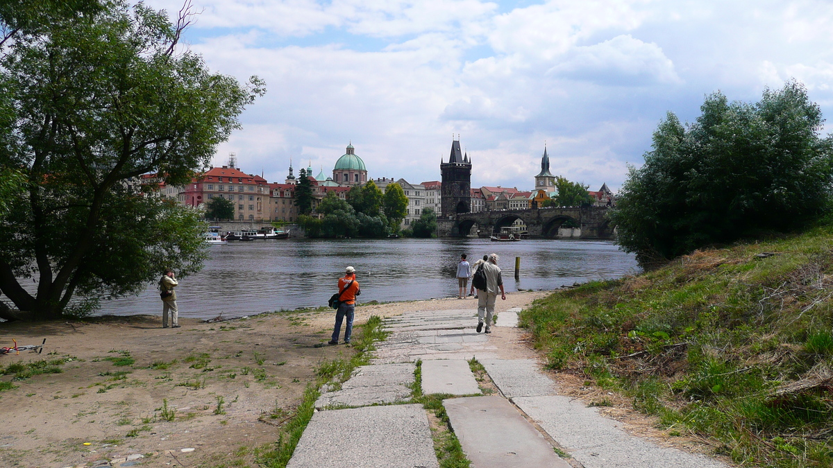 รูปถ่าย สาธารณรัฐเช็ก(Czech Republic) ปราก(Prague) แม่น้ำวัลตาวา(Vltava river) 2007-07 25