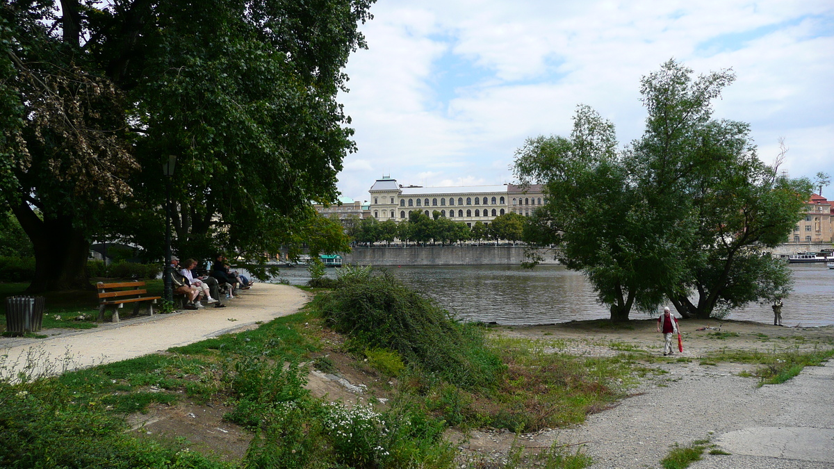 รูปถ่าย สาธารณรัฐเช็ก(Czech Republic) ปราก(Prague) แม่น้ำวัลตาวา(Vltava river) 2007-07 10