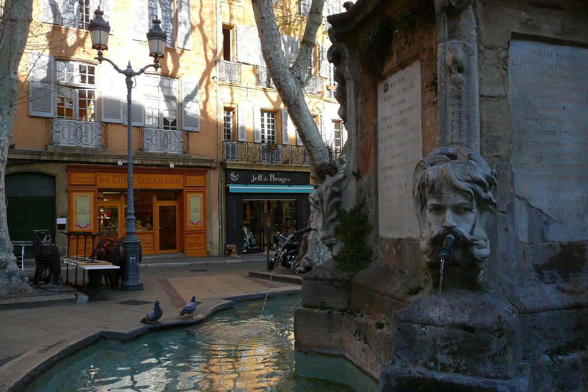 รูปถ่าย ฝรั่งเศส(France) แอ็กซ์-อ็อง-โพรว็องส์(Aix en Provence) ศาลาว่าการเมืองแอ็กซ์(Aix Town Hall) 2008-04 27
