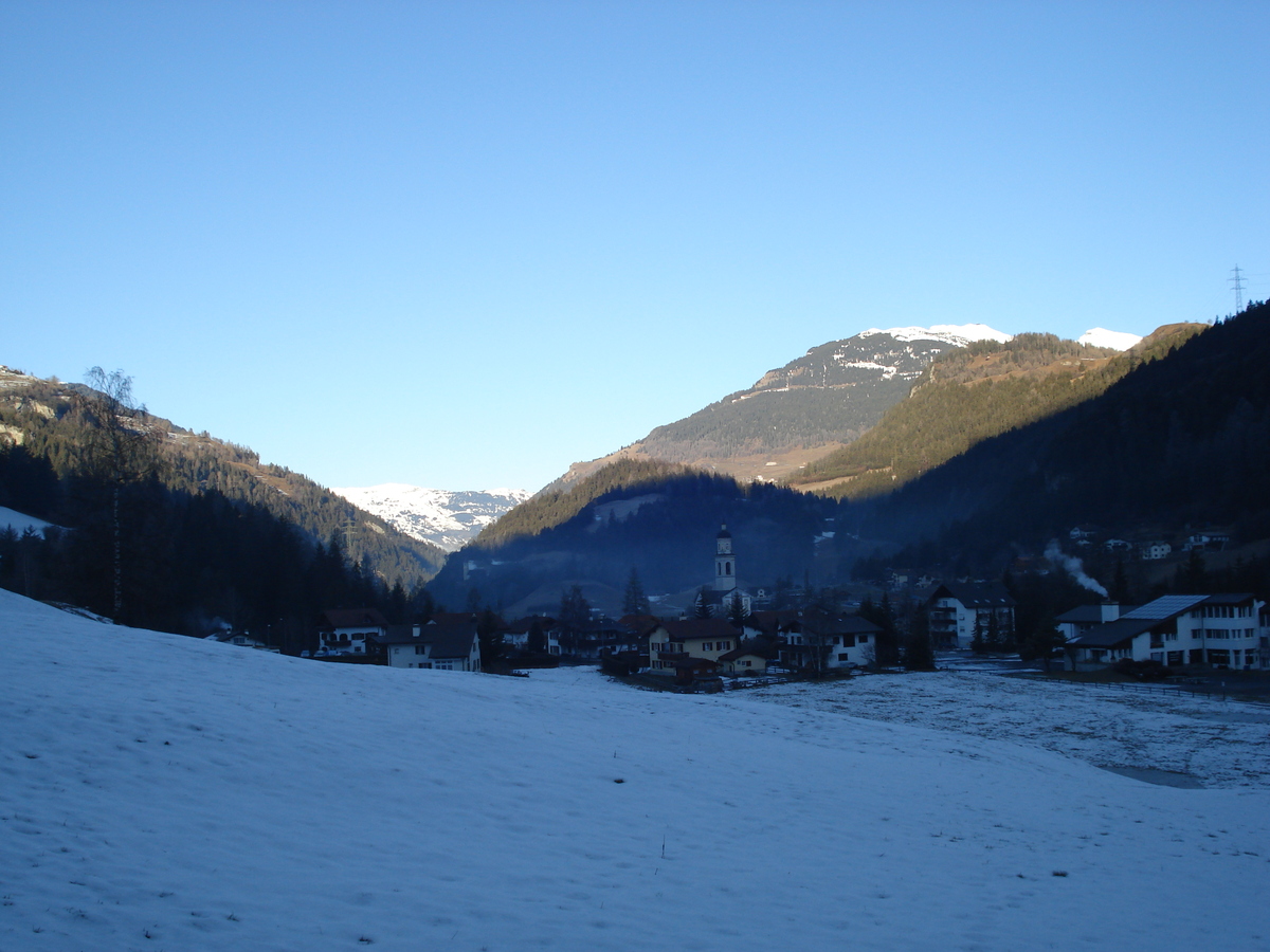 รูปถ่าย สวิสเซอร์แลนด์(Switzerland) ถนนจากคูร์ไปเซนต์มอริตซ์(Chur to St Moritz Road) 2007-01 77