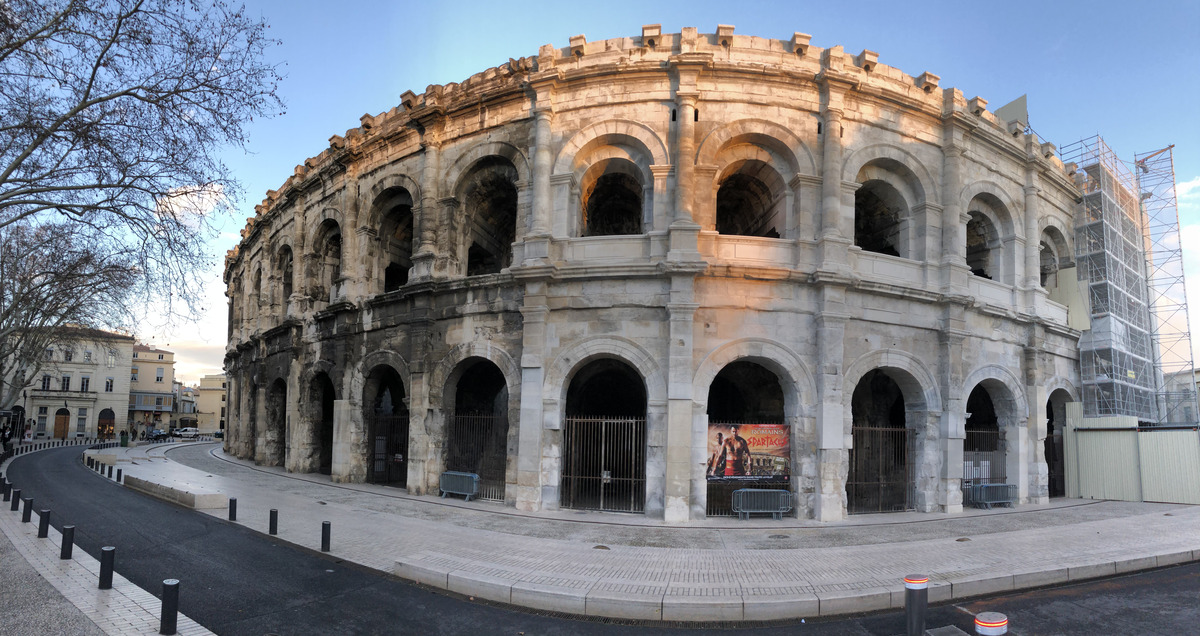 รูปถ่าย ฝรั่งเศส(France) นีเมอ(Nimes) 2018-02 15