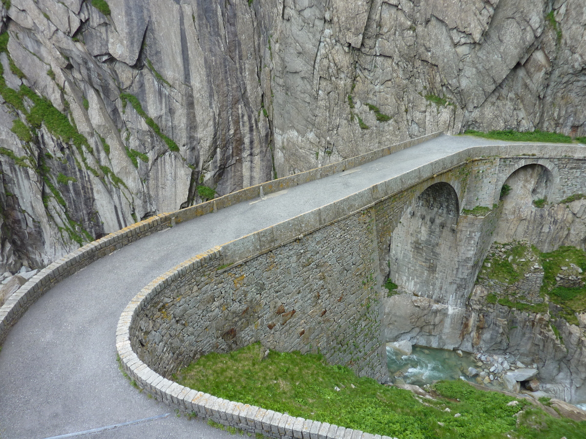 รูปถ่าย สวิสเซอร์แลนด์(Switzerland) ช่องเขากอตธาร์ด(Gotthard Pass) 2009-06 10