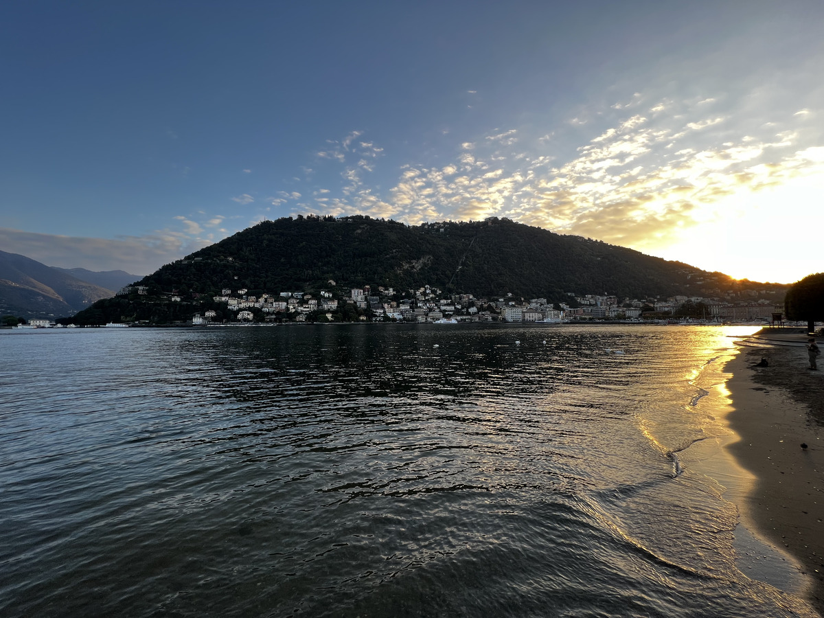 รูปถ่าย อิตาลี(Italy) โคโม(Como) 2023-10 54