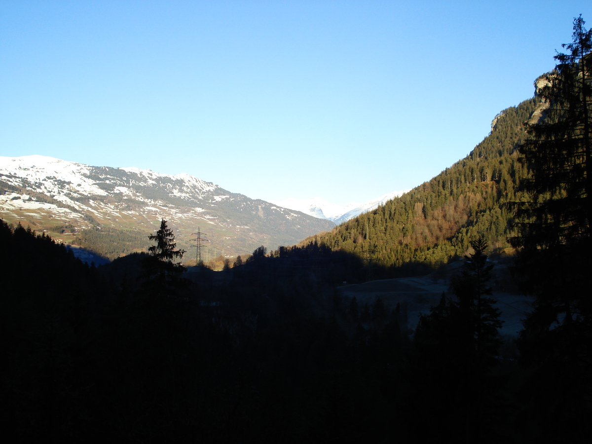 รูปถ่าย สวิสเซอร์แลนด์(Switzerland) ถนนจากคูร์ไปเซนต์มอริตซ์(Chur to St Moritz Road) 2007-01 27
