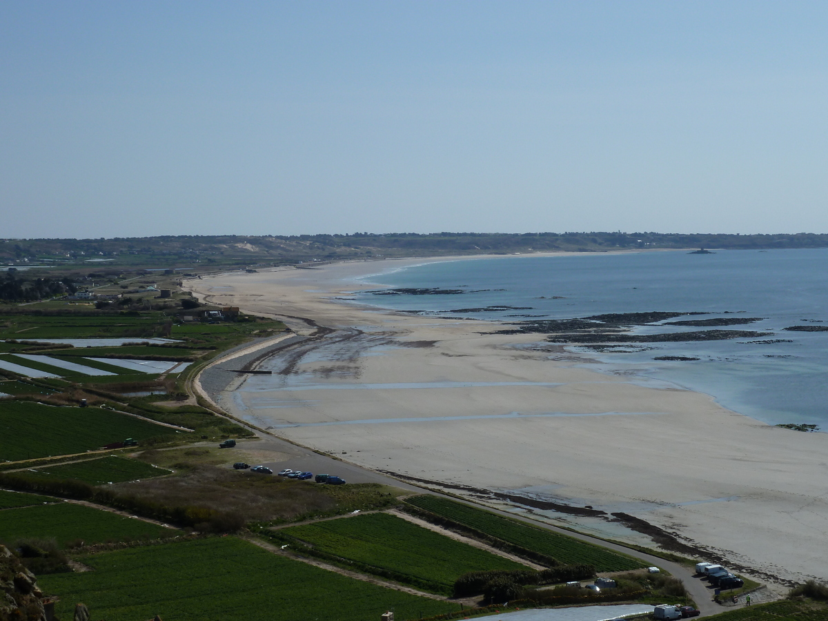 รูปถ่าย เจอร์ซีย์(Jersey) เจอร์ซีย์(Jersey) แซ็งตูแอ็ง(St Ouen) 2010-04 12