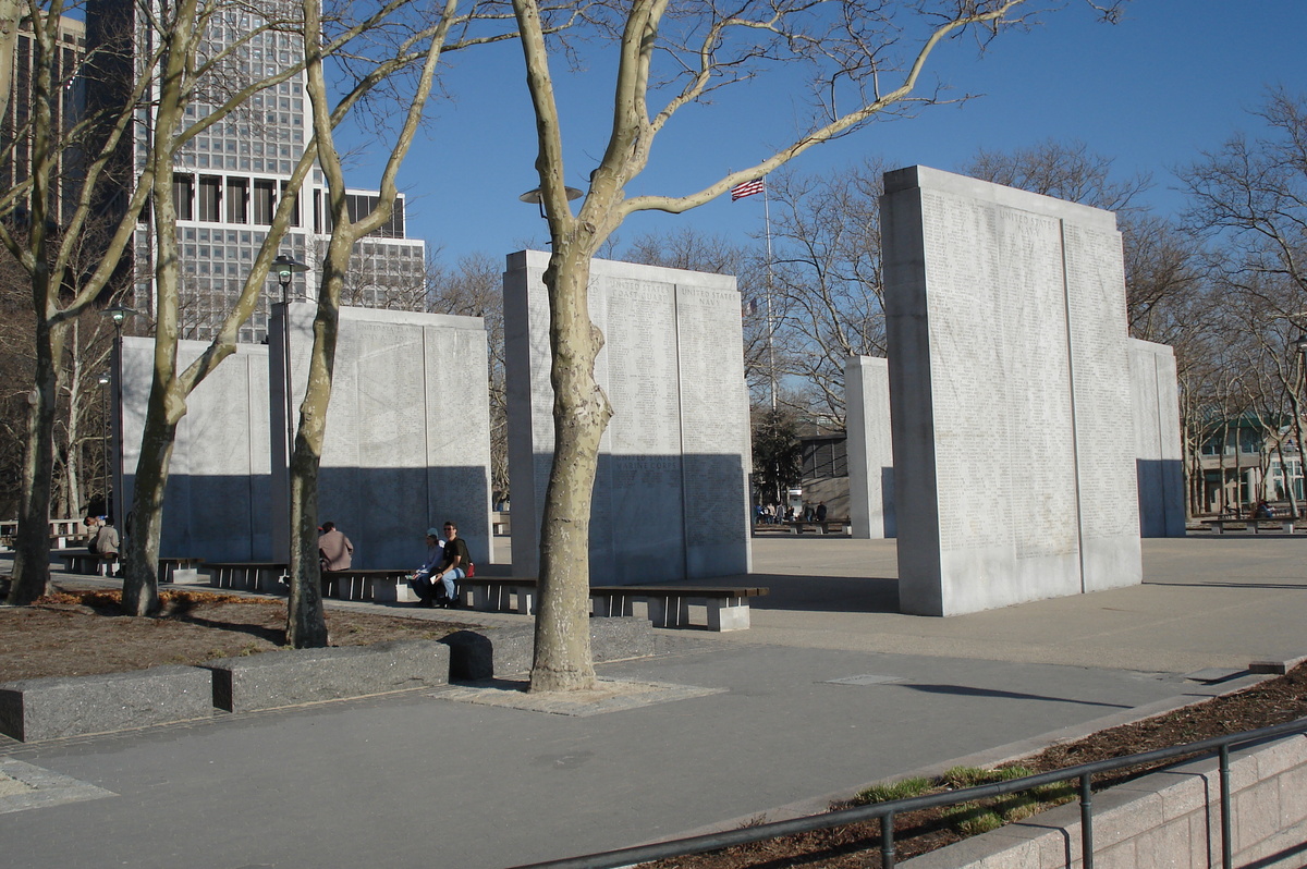 รูปถ่าย สหรัฐอเมริกา(United States) นิวยอร์ก(New York) สวน  แบตเตอรี่(Battery Park) 2006-03 11