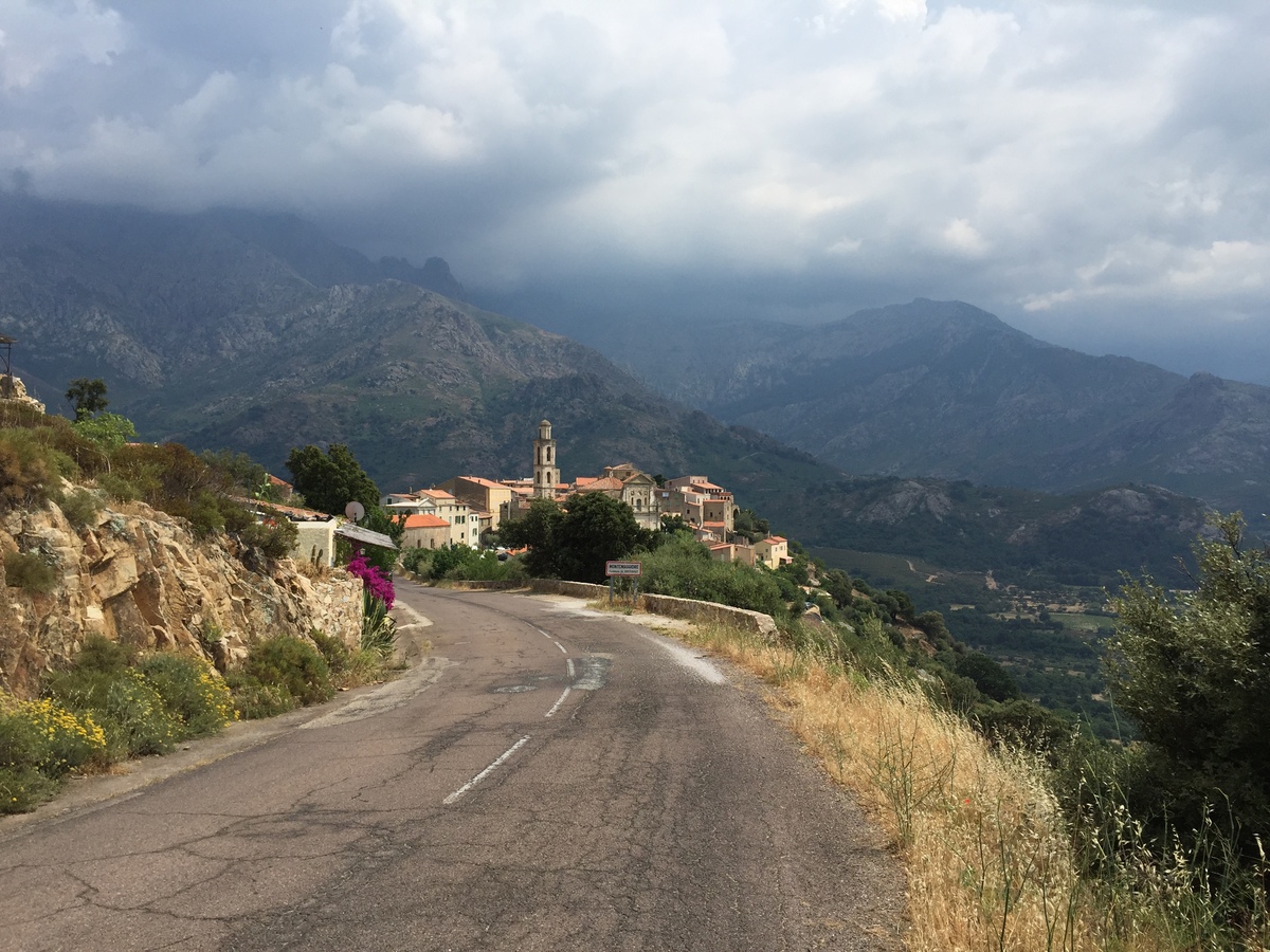 รูปถ่าย ฝรั่งเศส(France) คอร์สิคา(Corsica) อาเรนโญ(Aregno) 2015-05 19