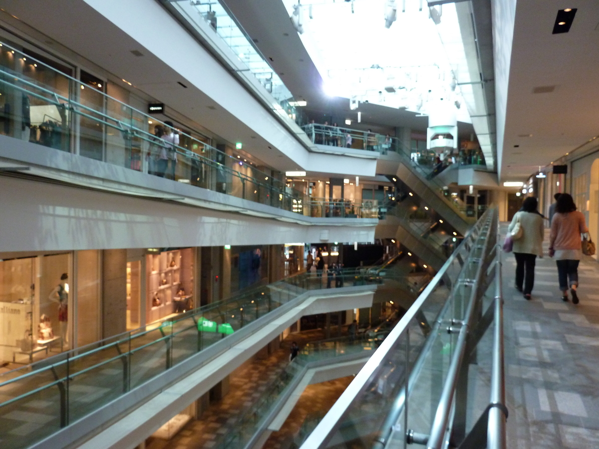 รูปถ่าย ญี่ปุ่น(Japan) โตเกียว(Tokyo) โอโมเตะซันโด(Omotesando) 2010-06 58