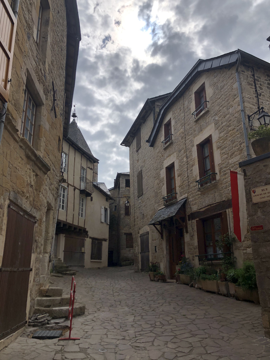 รูปถ่าย ฝรั่งเศส(France) เซเวรัก-เลอ-ชาโต(Severac le Chateau) 2021-05 12