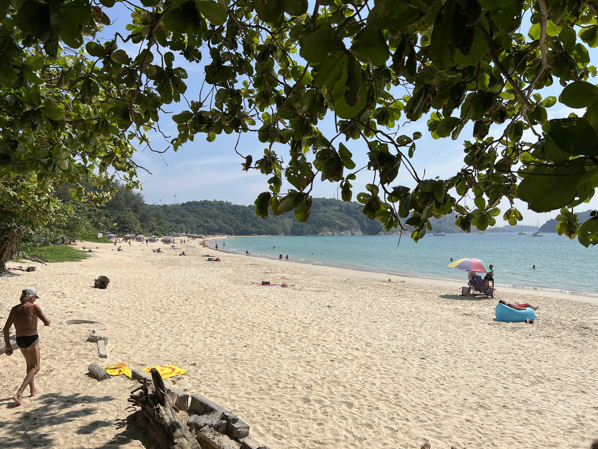 รูปถ่าย ไทย(Thailand) ภูเก็ต(Phuket) หาดในหาน(Nai Harn Beach) 2021-12 16