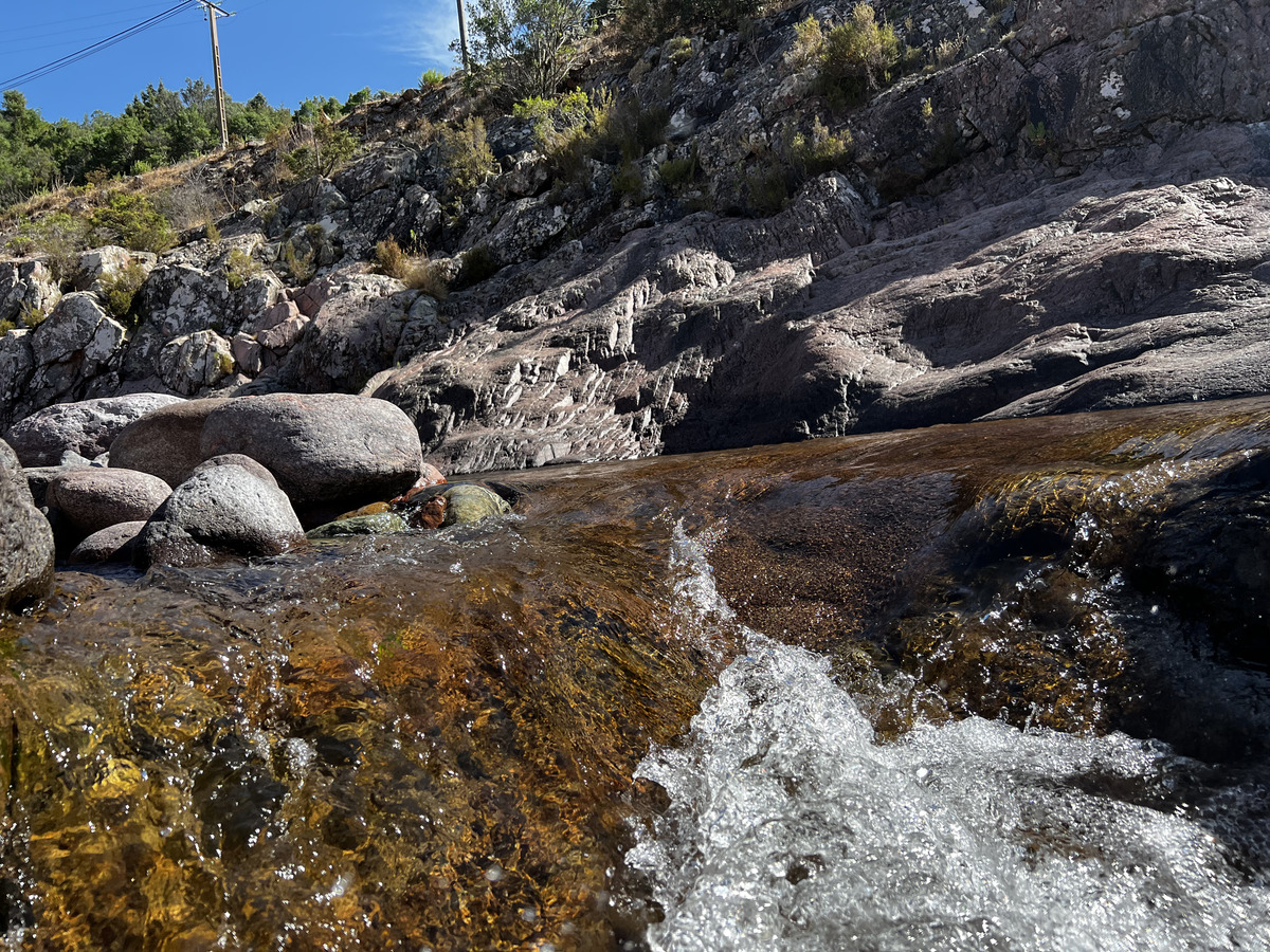 รูปถ่าย ฝรั่งเศส(France) คอร์สิคา(Corsica) แม่น้ำฟังโก(Fango river) 2022-06 22