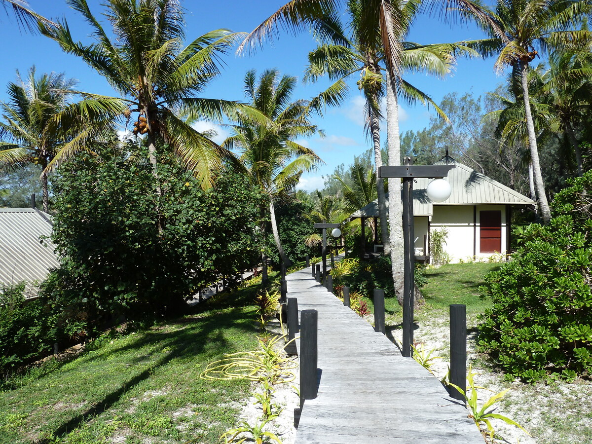 รูปถ่าย นิวแคลิโดเนีย(New Caledonia) เกาะลีฟู(Lifou) โรงแรมเดรฮูวิลเลจ(Drehu Village Hotel) 2010-05 65