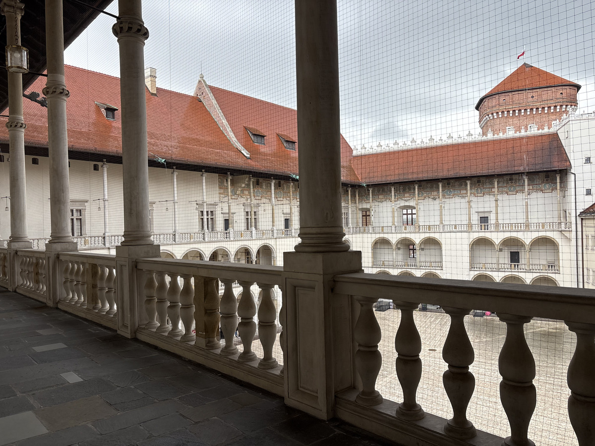 รูปถ่าย โปแลนด์(Poland) คราคูฟ(Krakow) ปราสาทวาเวล(Wawel castle) 2026-09 221