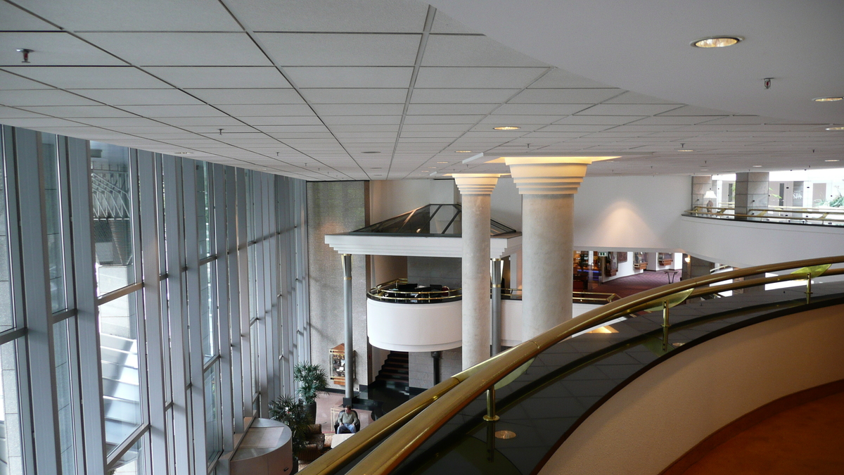 รูปถ่าย ฮังการี(Hungary) บูดาเปสต์(Budapest) โรงแรมเคมพินสกี้ คอร์วินุส(Kempinski Hotel Corvinus) 2007-06 69