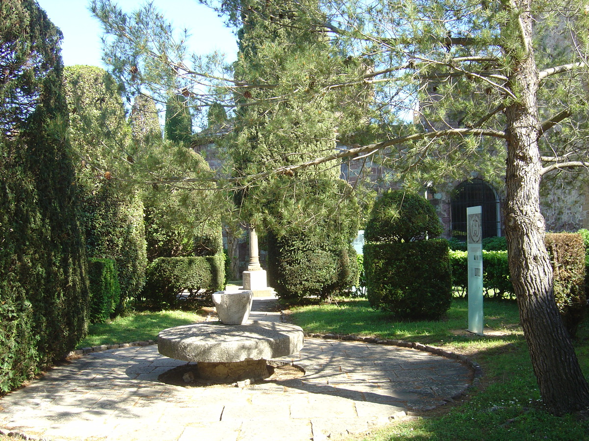 รูปถ่าย ฝรั่งเศส(France) ลานาปูล(La Napoule) 2005-05 27