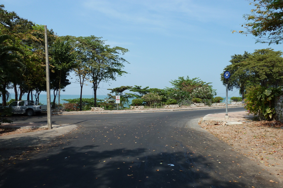 รูปถ่าย ไทย(Thailand) พัทยา(Pattaya) หาดโคซี่(Cosy Beach) 2011-01 69